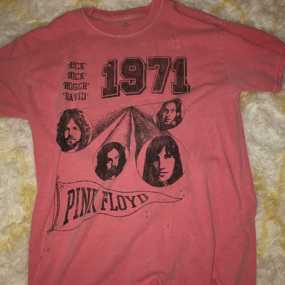 FOREVER 21 PINK FLOYD GRAPHIC TEE